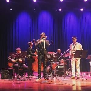 Meet your Posher, Thomas